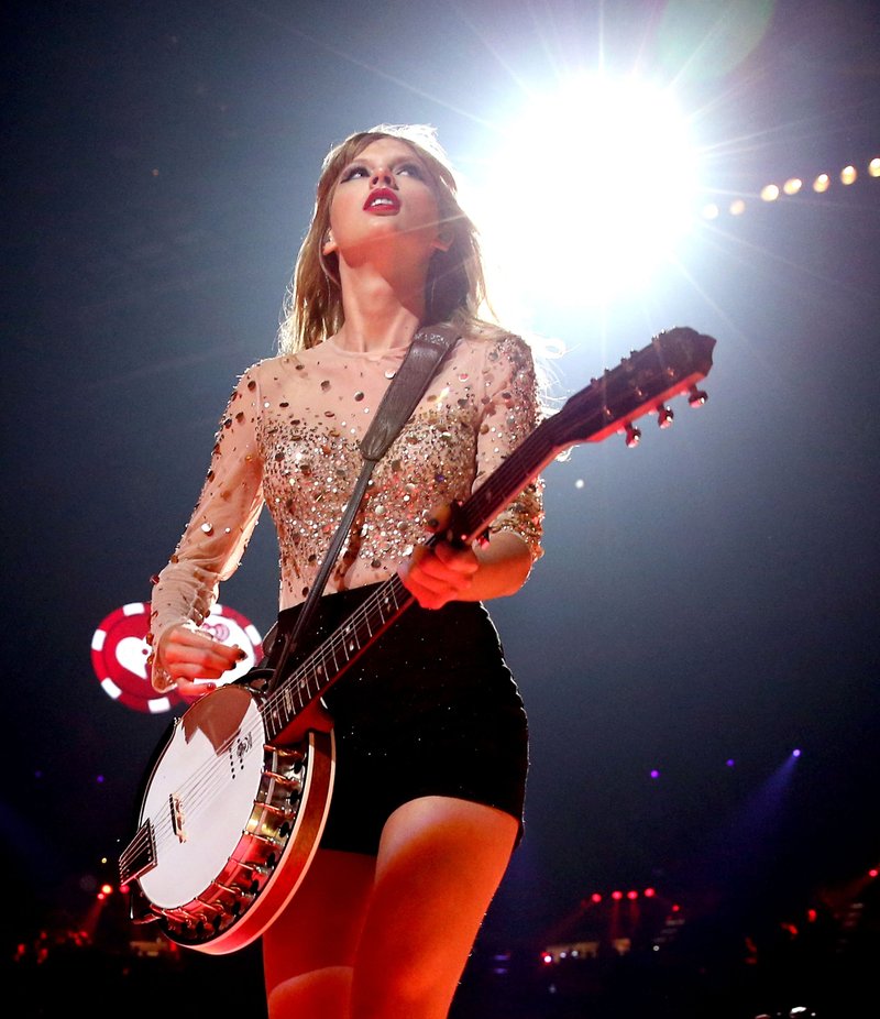 Taylor Swift — September 22 - iHeartRadio Music Festival — photo 230