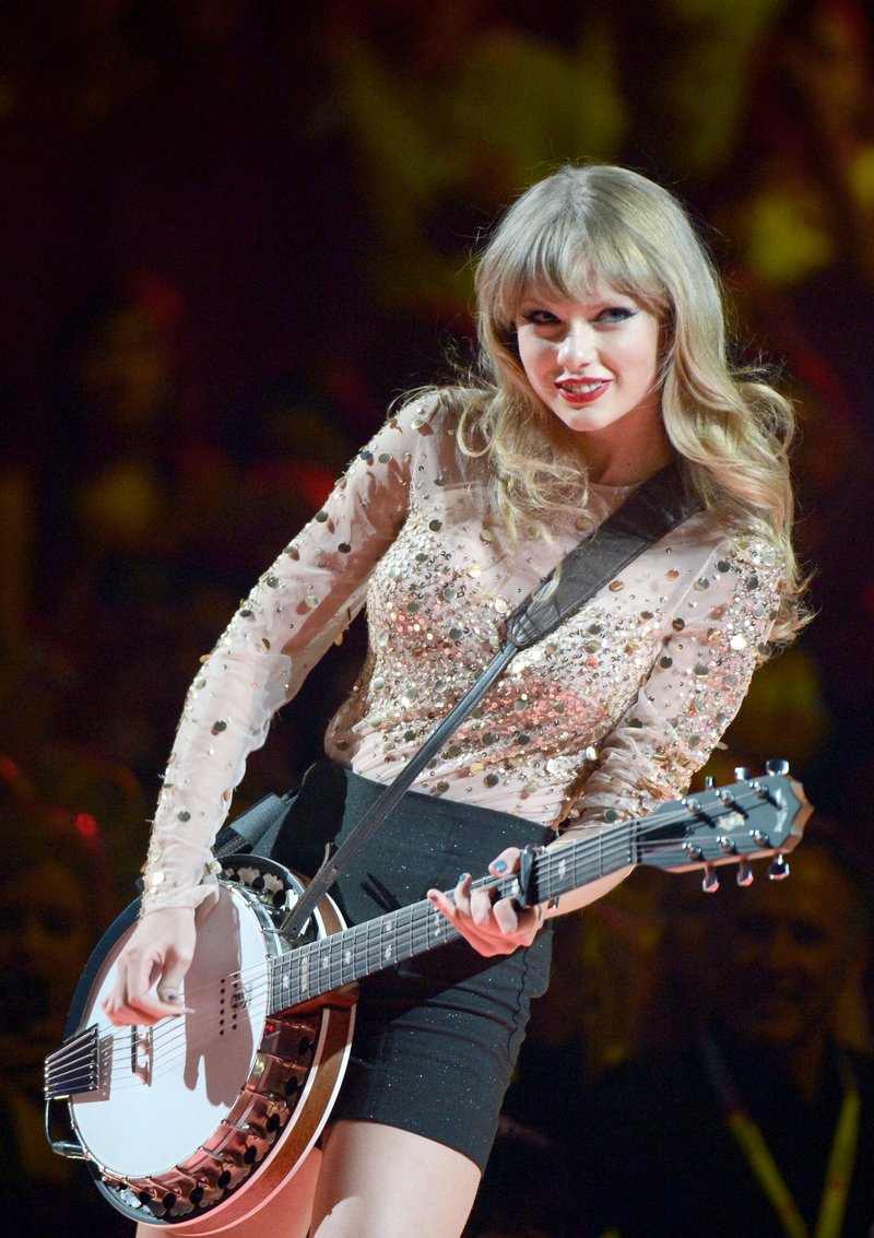 Taylor Swift — September 22 - iHeartRadio Music Festival — photo 263