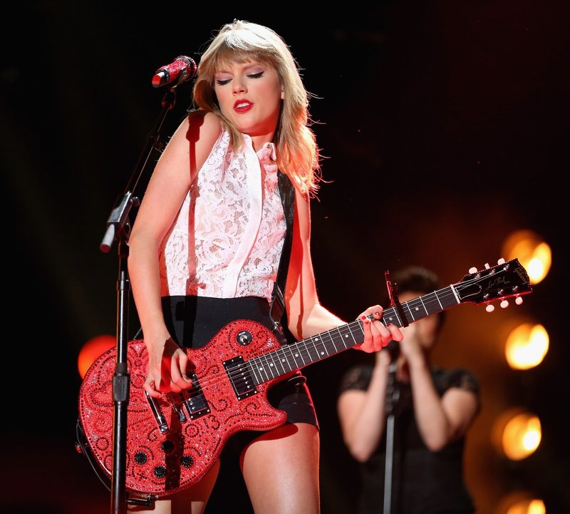 Taylor Swift — June 6 - CMA Music Festival — photo 76