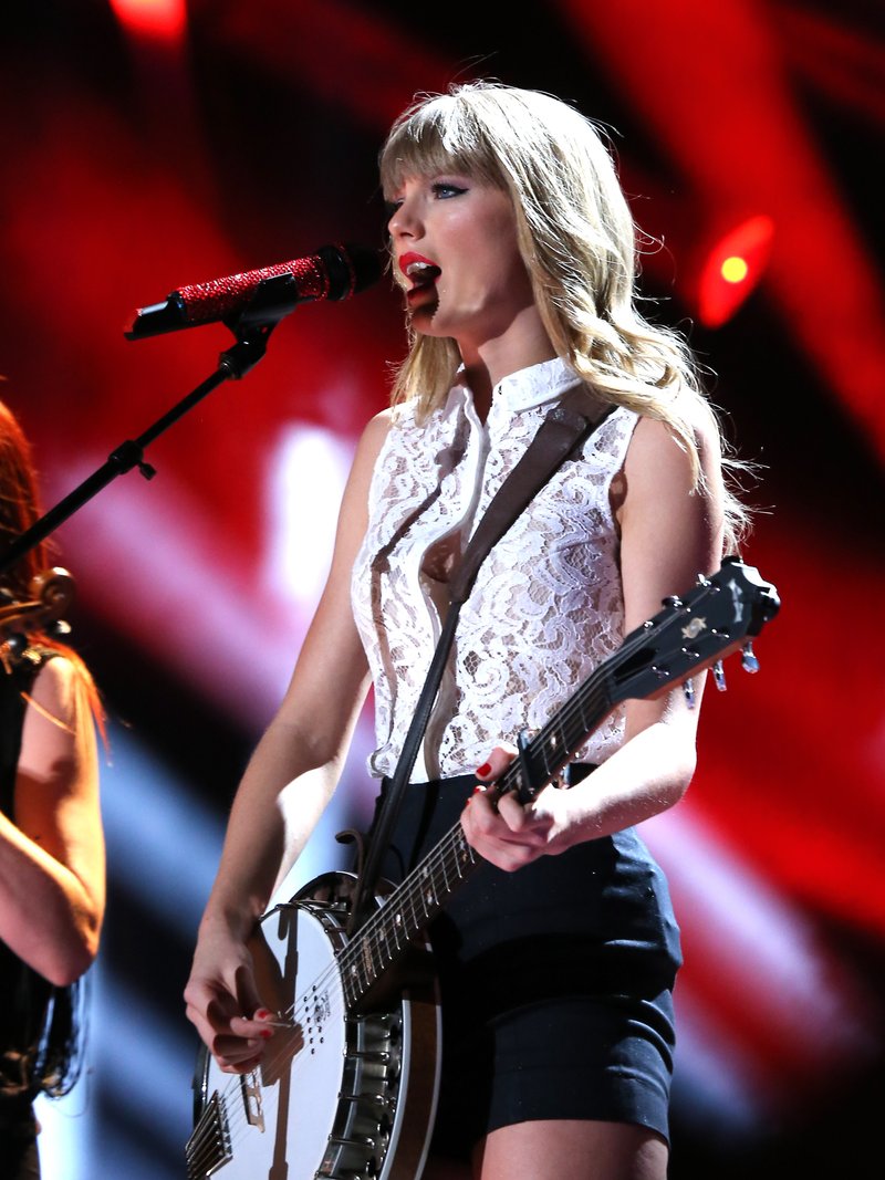 Taylor Swift — June 6 - CMA Music Festival — photo 126