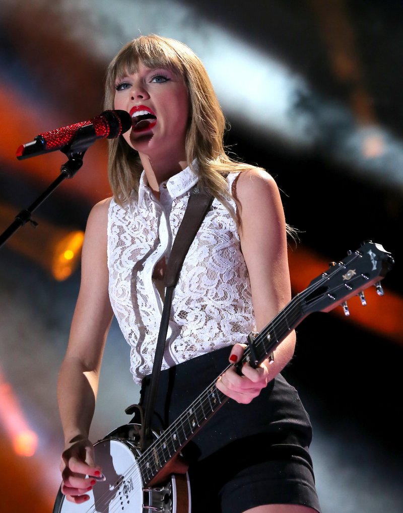 Taylor Swift — June 6 - CMA Music Festival — photo 130