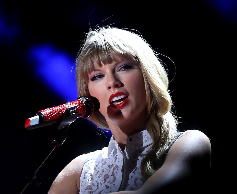 Taylor Swift — June 6 - CMA Music Festival — photo 134
