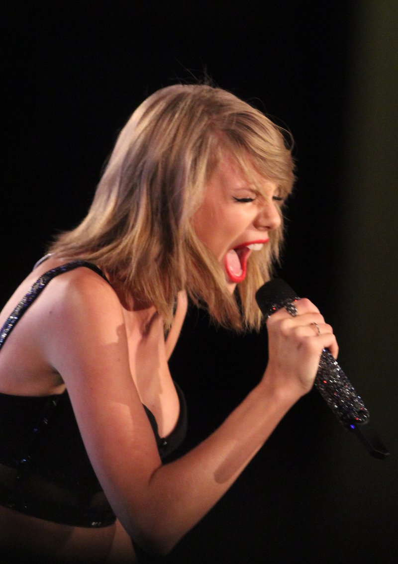 Taylor Swift — October 23 - Jimmy Kimmel Live — photo 117