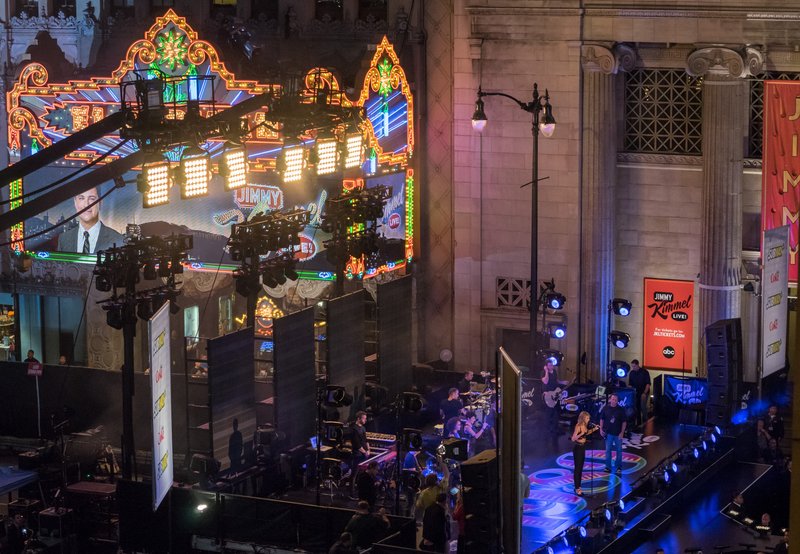 Taylor Swift — October 23 - Jimmy Kimmel Live — photo 149