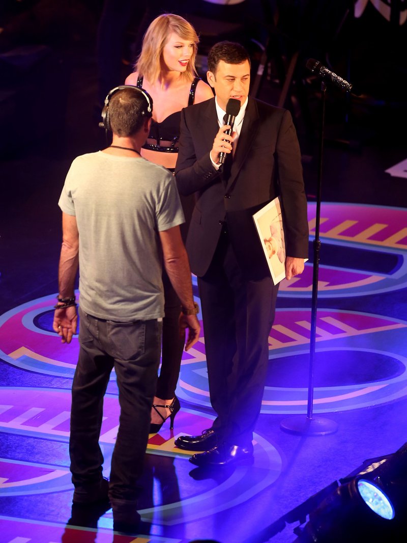 Taylor Swift — October 23 - Jimmy Kimmel Live — photo 268