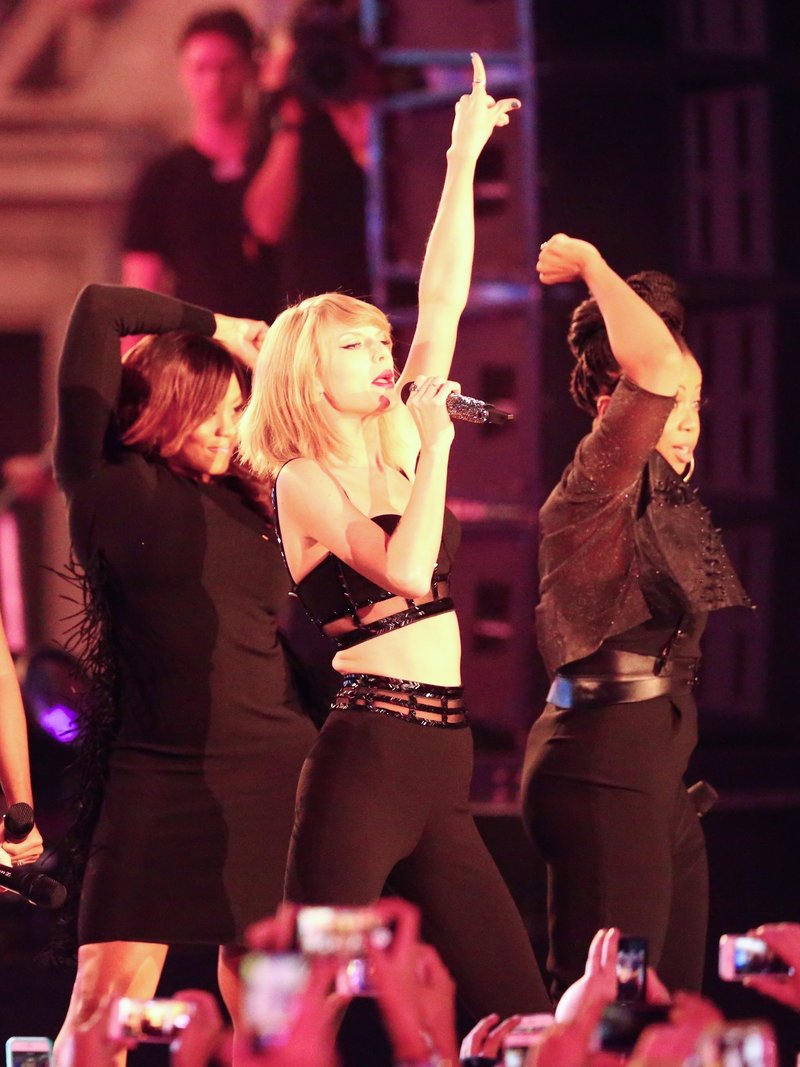 Taylor Swift — October 23 - Jimmy Kimmel Live — photo 322