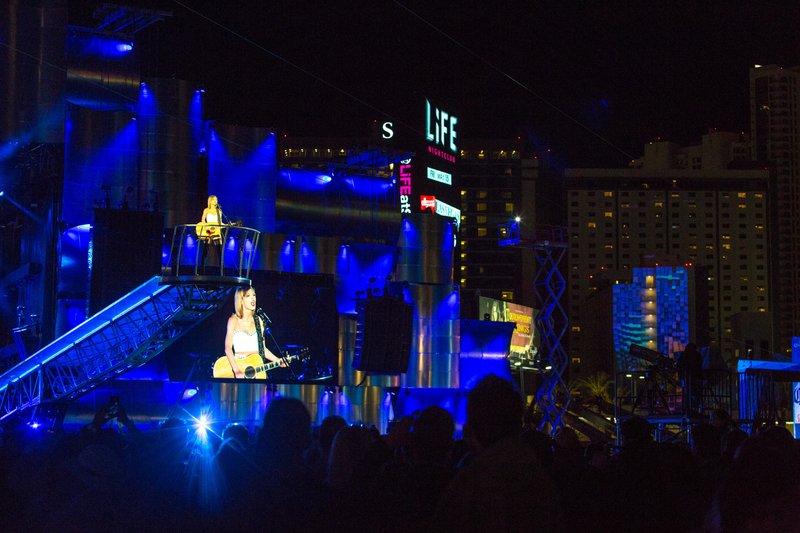 Taylor Swift — Rock In Rio USA — photo 206