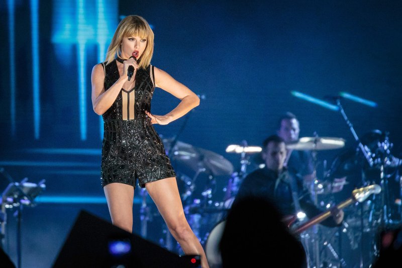 Taylor Swift — October 22 - Formula 1 US Grand Prix — photo 112