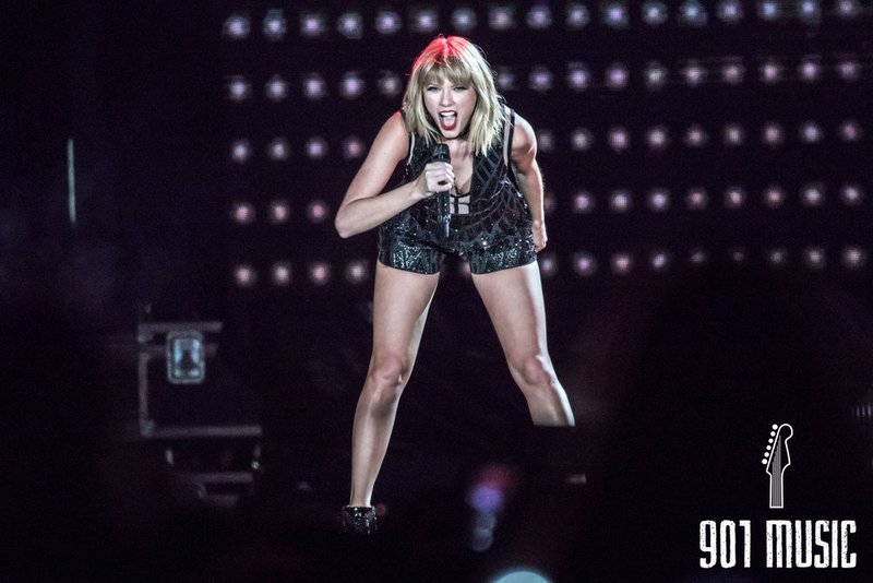 Taylor Swift — October 22 - Formula 1 US Grand Prix — photo 160