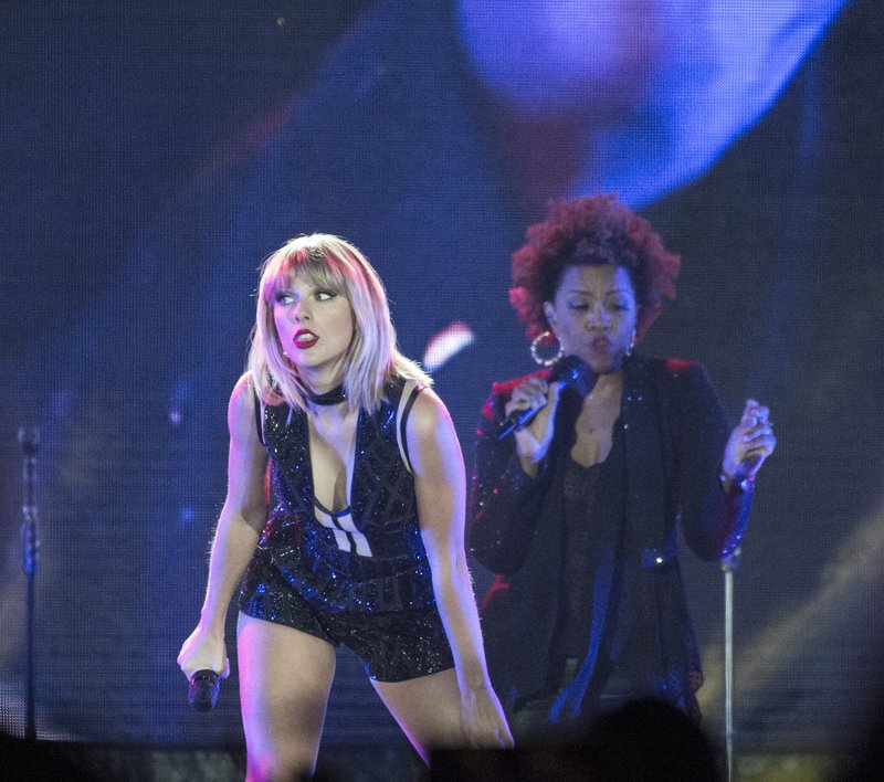 Taylor Swift — October 22 - Formula 1 US Grand Prix — photo 169