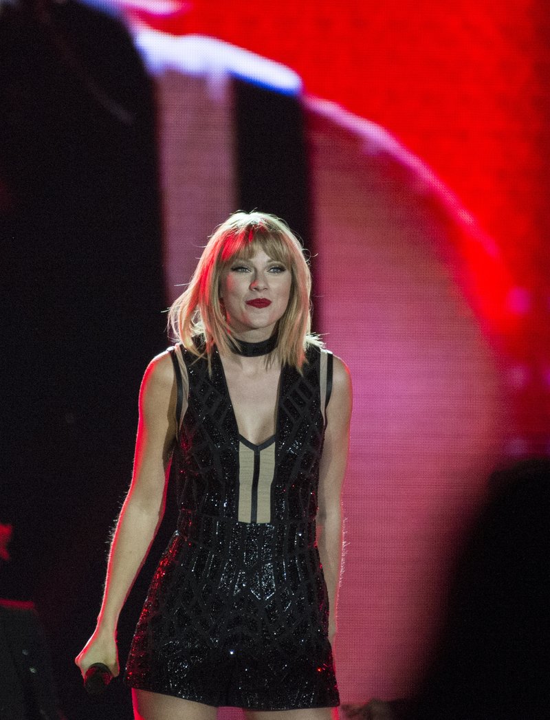 Taylor Swift — October 22 - Formula 1 US Grand Prix — photo 176