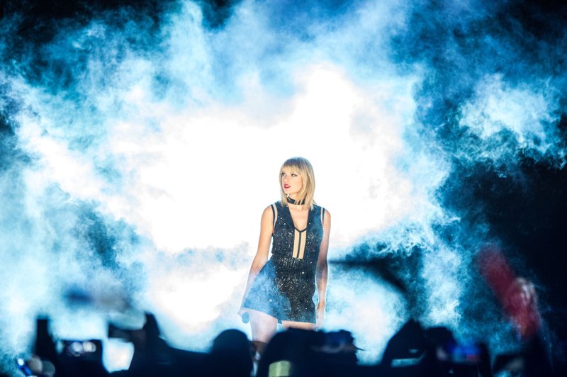Taylor Swift — October 22 - Formula 1 US Grand Prix — photo 182