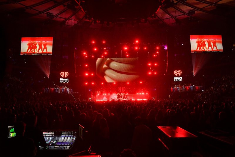 Taylor Swift — December 8 - Z100's Jingle Ball — photo 10