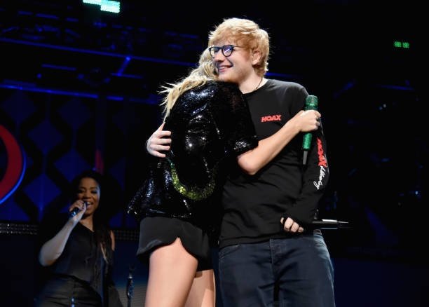 Taylor Swift — December 8 - Z100's Jingle Ball — photo 24
