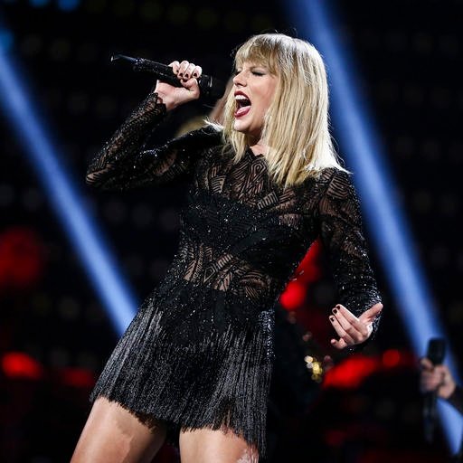 Taylor Swift — February 4 - Super Saturday Night — photo 96