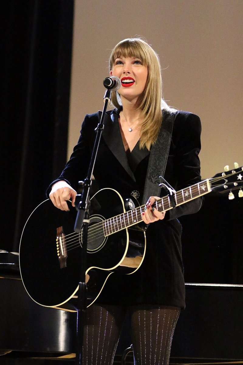 Taylor Swift — December 5 - 2018 Ally Coalition Talent Show — photo 13