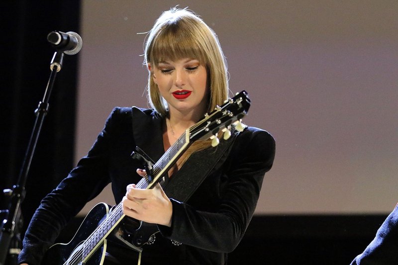 Taylor Swift — December 5 - 2018 Ally Coalition Talent Show — photo 18