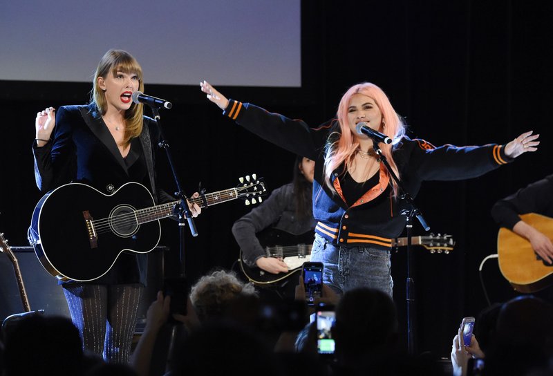 Taylor Swift — December 5 - 2018 Ally Coalition Talent Show — photo 37
