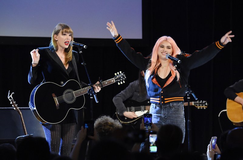 Taylor Swift — December 5 - 2018 Ally Coalition Talent Show — photo 38