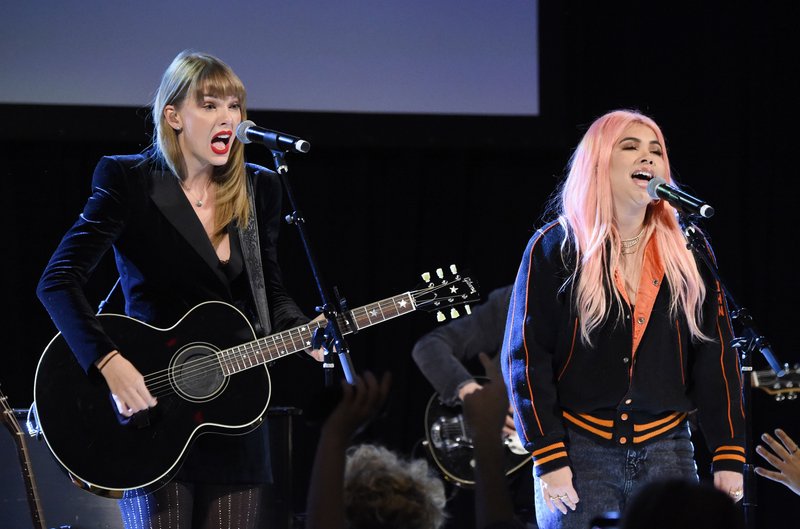Taylor Swift — December 5 - 2018 Ally Coalition Talent Show — photo 40