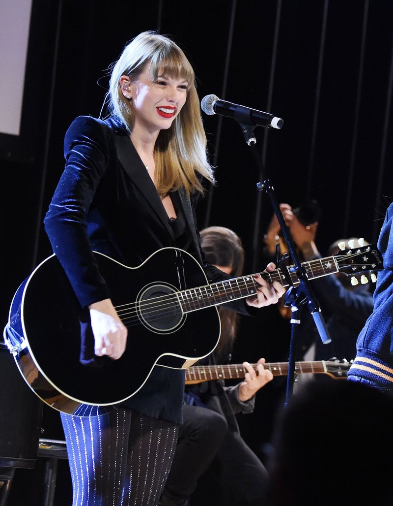Taylor Swift — December 5 - 2018 Ally Coalition Talent Show — photo 42