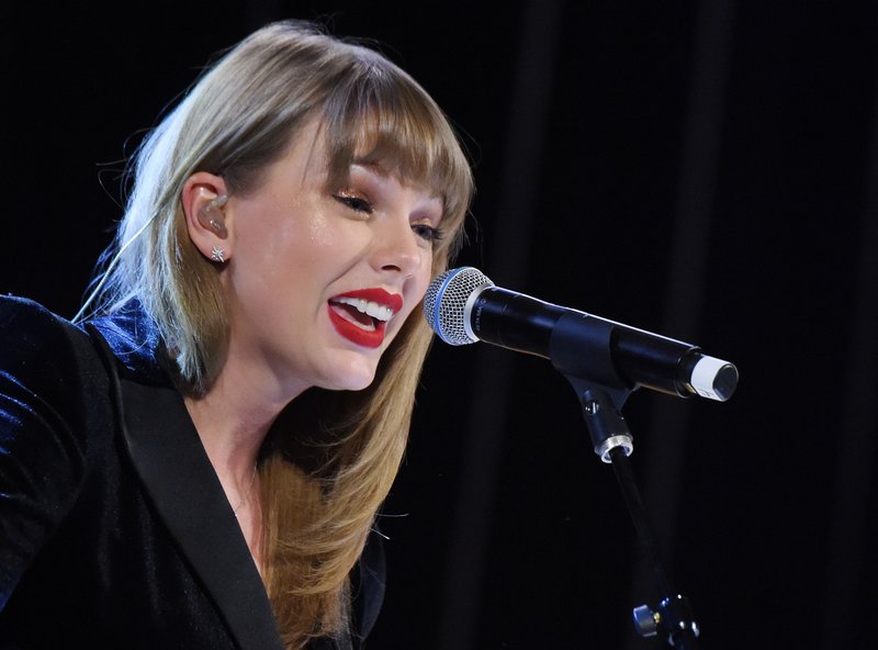 Taylor Swift — December 5 - 2018 Ally Coalition Talent Show — photo 43