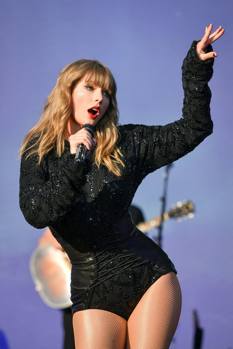 Taylor Swift — May 27 - BBC Radio 1's Biggest Weekend 2018 — photo 38