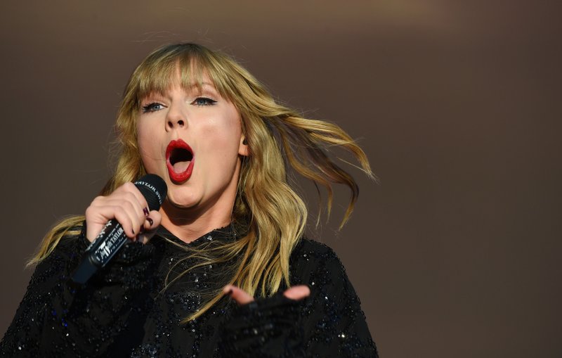 Taylor Swift — May 27 - BBC Radio 1's Biggest Weekend 2018 — photo 249