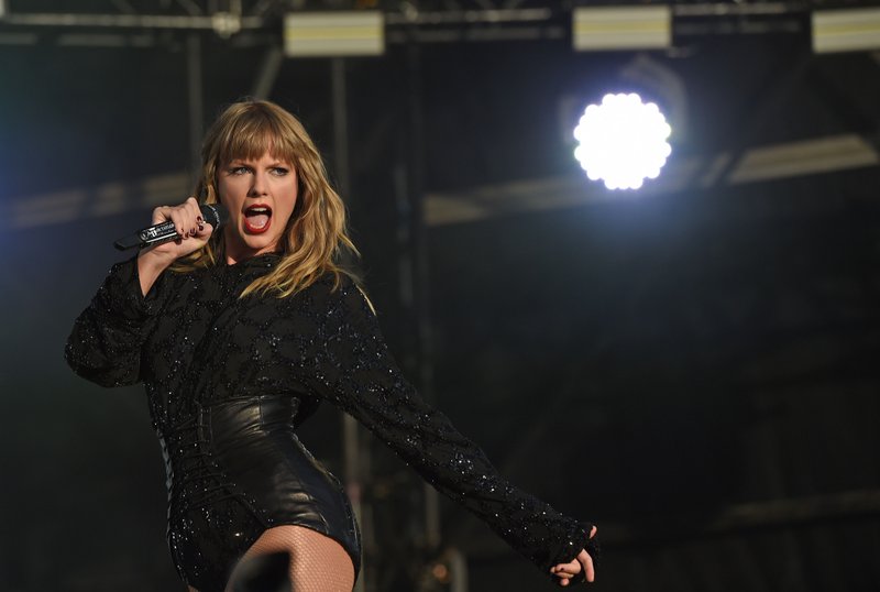 Taylor Swift — May 27 - BBC Radio 1's Biggest Weekend 2018 — photo 251