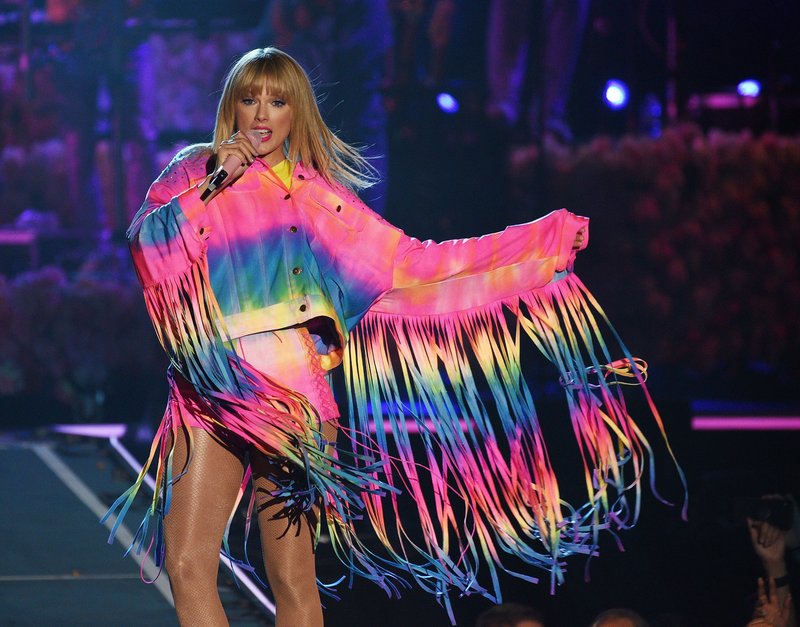 Taylor Swift — June 1 - 2019 iHeartRadio Wango Tango — photo 5