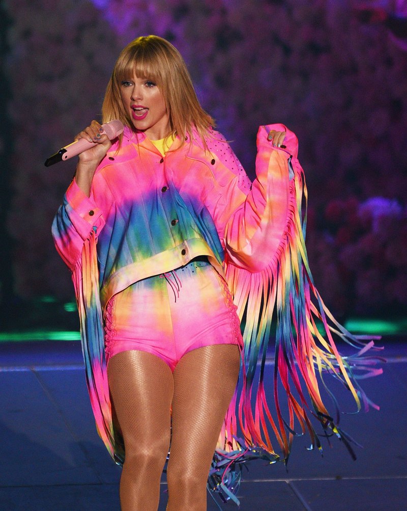 Taylor Swift — June 1 - 2019 iHeartRadio Wango Tango — photo 7