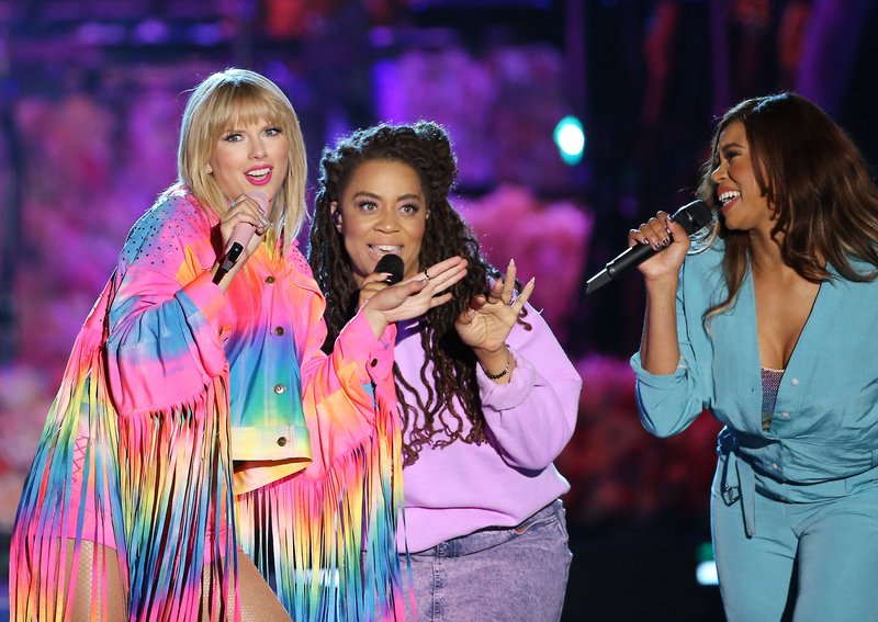 Taylor Swift — June 1 - 2019 iHeartRadio Wango Tango — photo 27