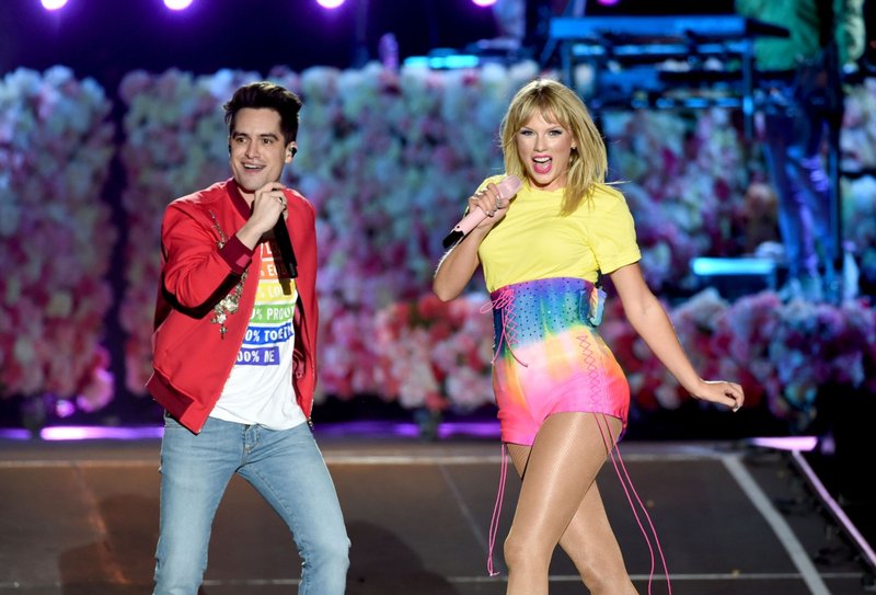 Taylor Swift — June 1 - 2019 iHeartRadio Wango Tango — photo 41