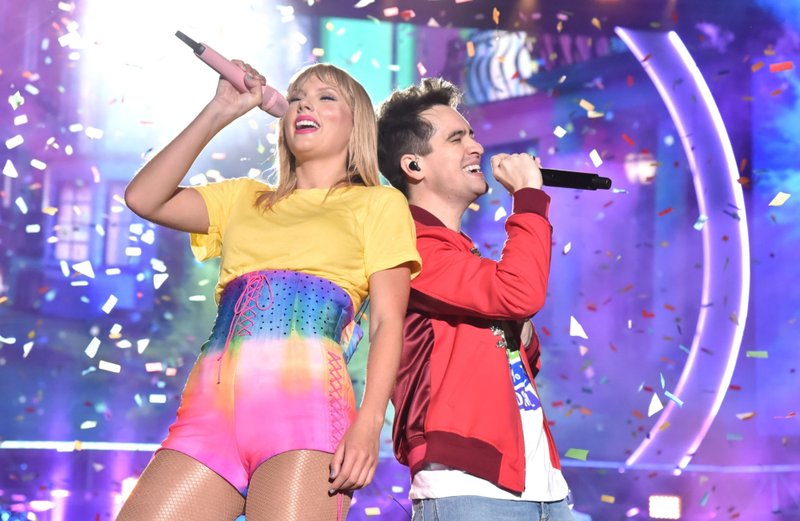 Taylor Swift — June 1 - 2019 iHeartRadio Wango Tango — photo 57