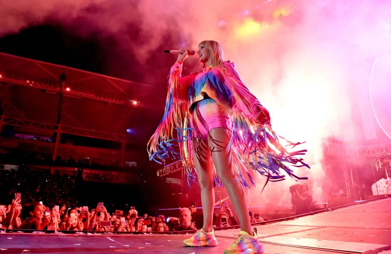 Taylor Swift — June 1 - 2019 iHeartRadio Wango Tango — photo 62