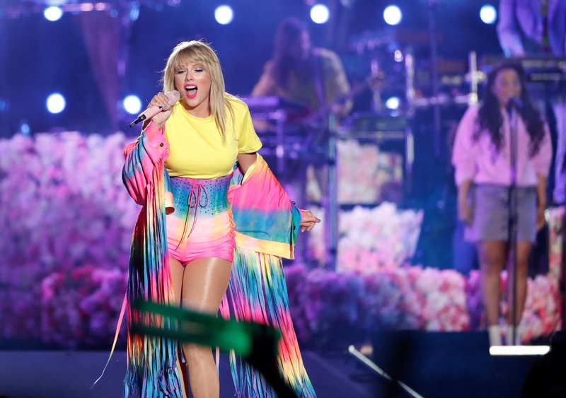 Taylor Swift — June 1 - 2019 iHeartRadio Wango Tango — photo 69