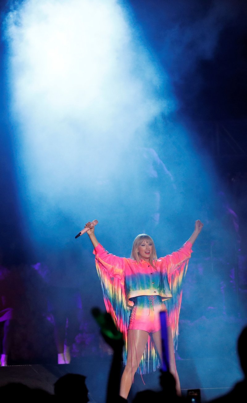 Taylor Swift — June 1 - 2019 iHeartRadio Wango Tango — photo 77