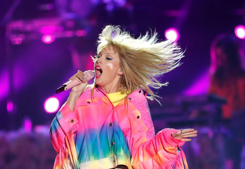 Taylor Swift — June 1 - 2019 iHeartRadio Wango Tango — photo 78