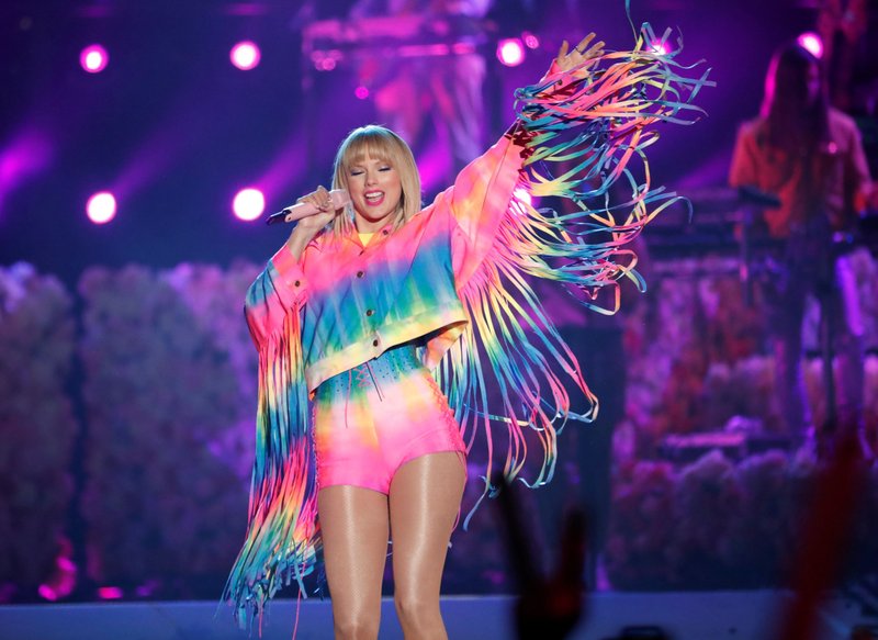 Taylor Swift — June 1 - 2019 iHeartRadio Wango Tango — photo 82