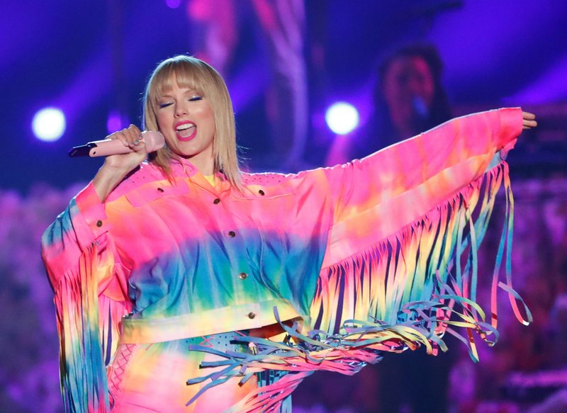 Taylor Swift — June 1 - 2019 iHeartRadio Wango Tango — photo 85