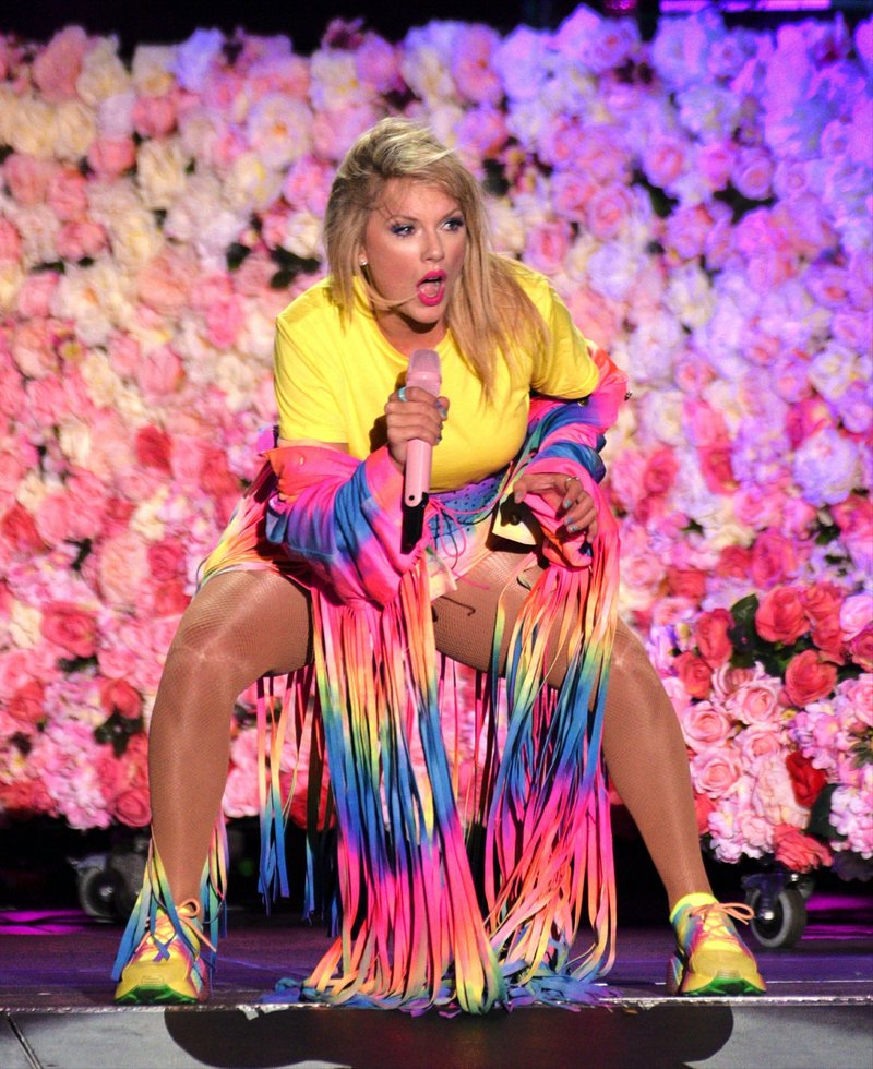 Taylor Swift — June 1 - 2019 iHeartRadio Wango Tango — photo 111