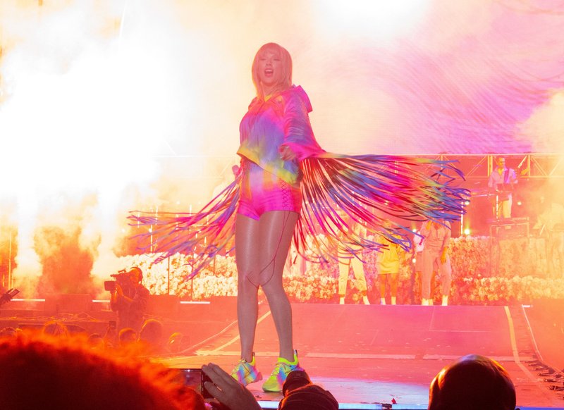 Taylor Swift — June 1 - 2019 iHeartRadio Wango Tango — photo 134