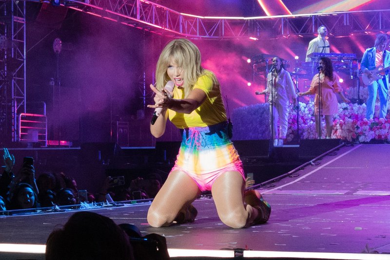 Taylor Swift — June 1 - 2019 iHeartRadio Wango Tango — photo 139