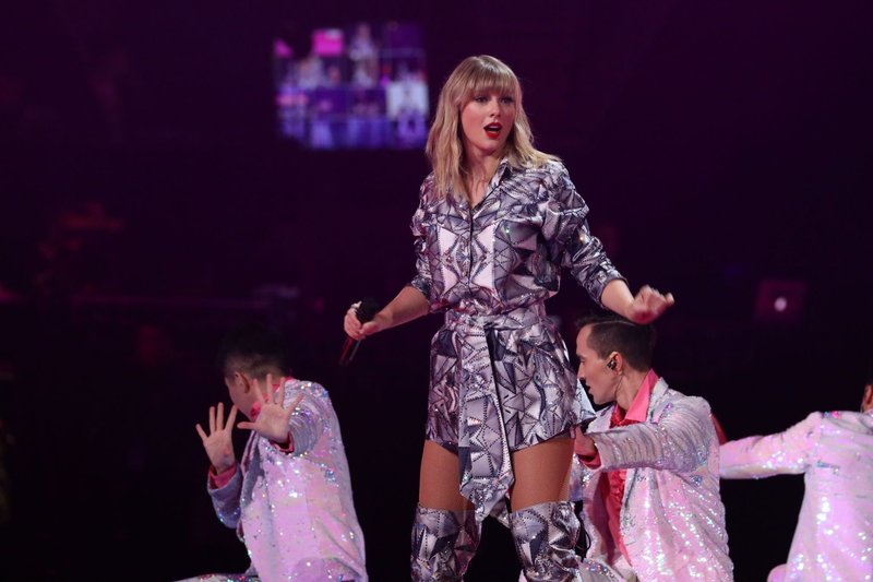 Taylor Swift — November 10 - 2019 Alibaba 11.11 Global Shopping Festival — photo 19
