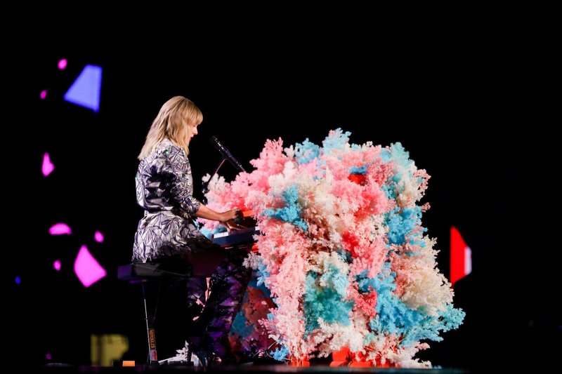 Taylor Swift — November 10 - 2019 Alibaba 11.11 Global Shopping Festival — photo 25
