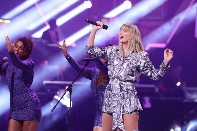 Taylor Swift — November 10 - 2019 Alibaba 11.11 Global Shopping Festival — photo 40