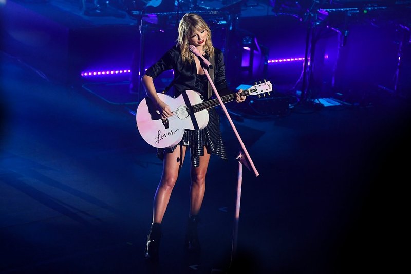 Taylor Swift — September 9 - City of Lover Concert — photo 7