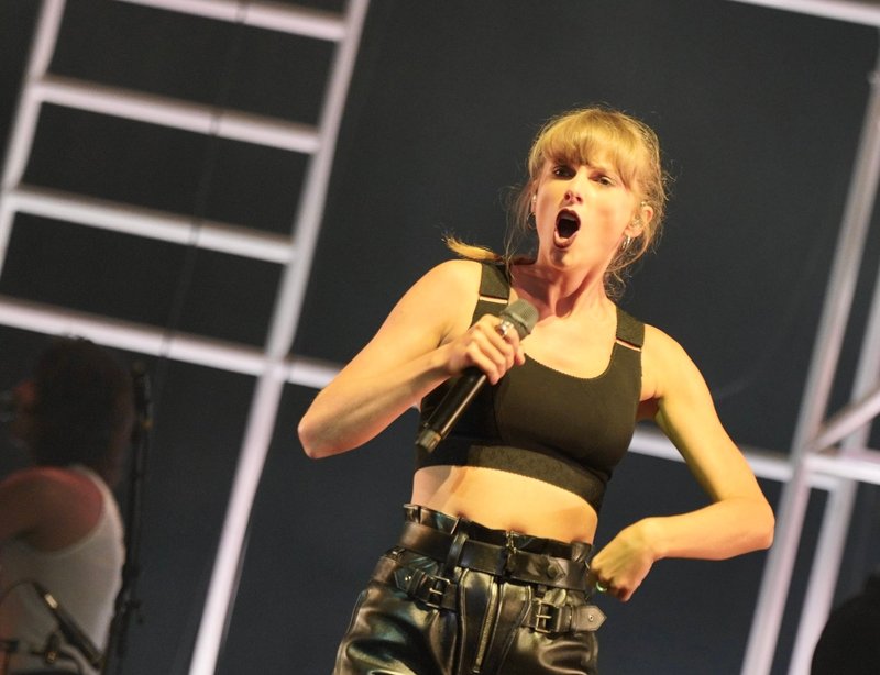 Taylor Swift — July 21 - HAIM Tour 2022 — photo 5