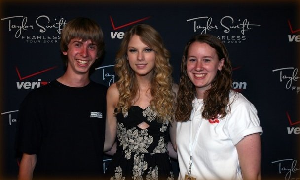 Taylor Swift — Alexandria ,VA — photo 2