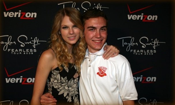 Taylor Swift — Alexandria ,VA — photo 15